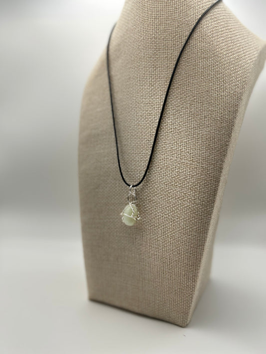 Wire wrapped Serpentine gemstone pendant necklace